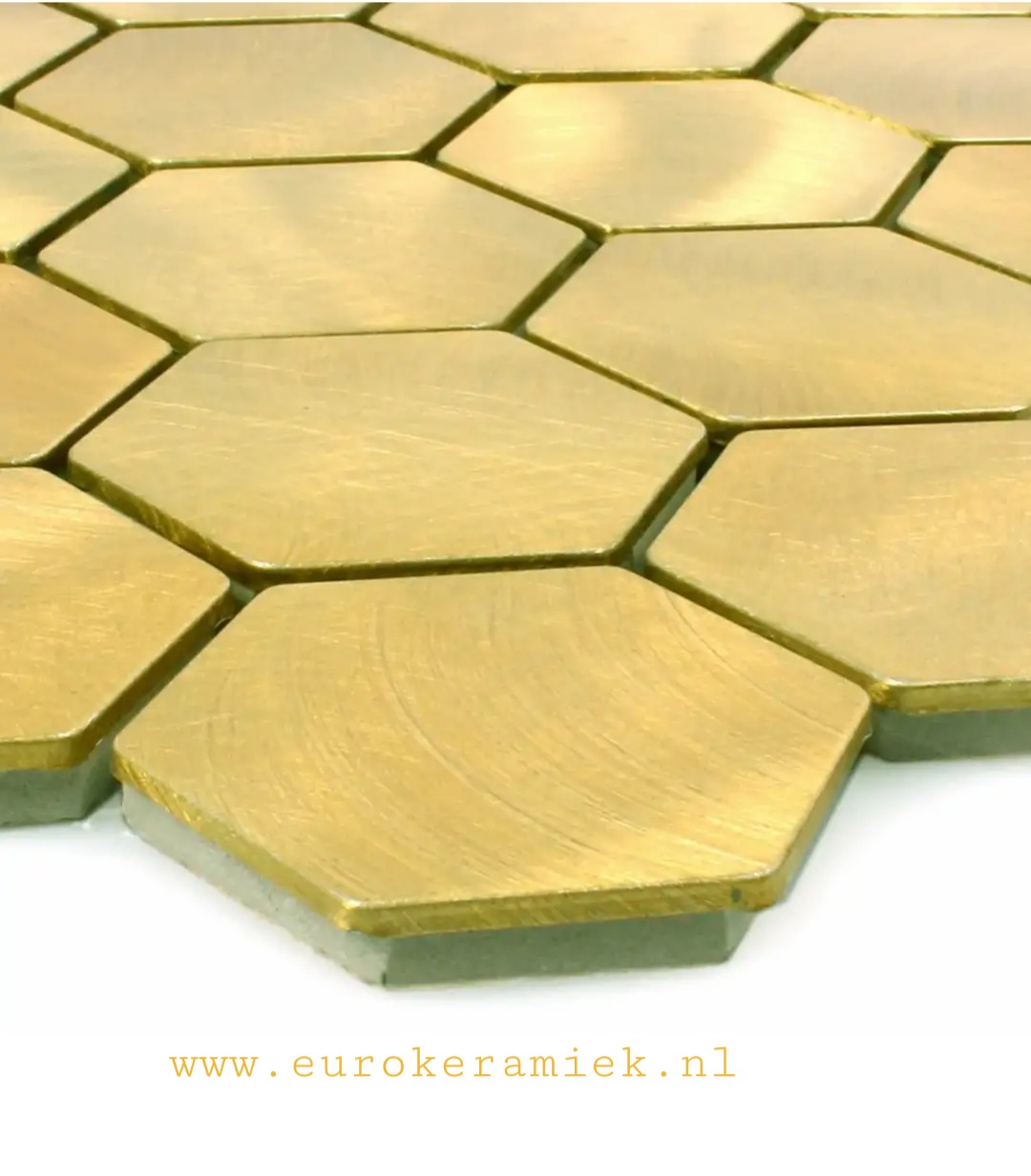 Mozaïek toegepast op keukenwand